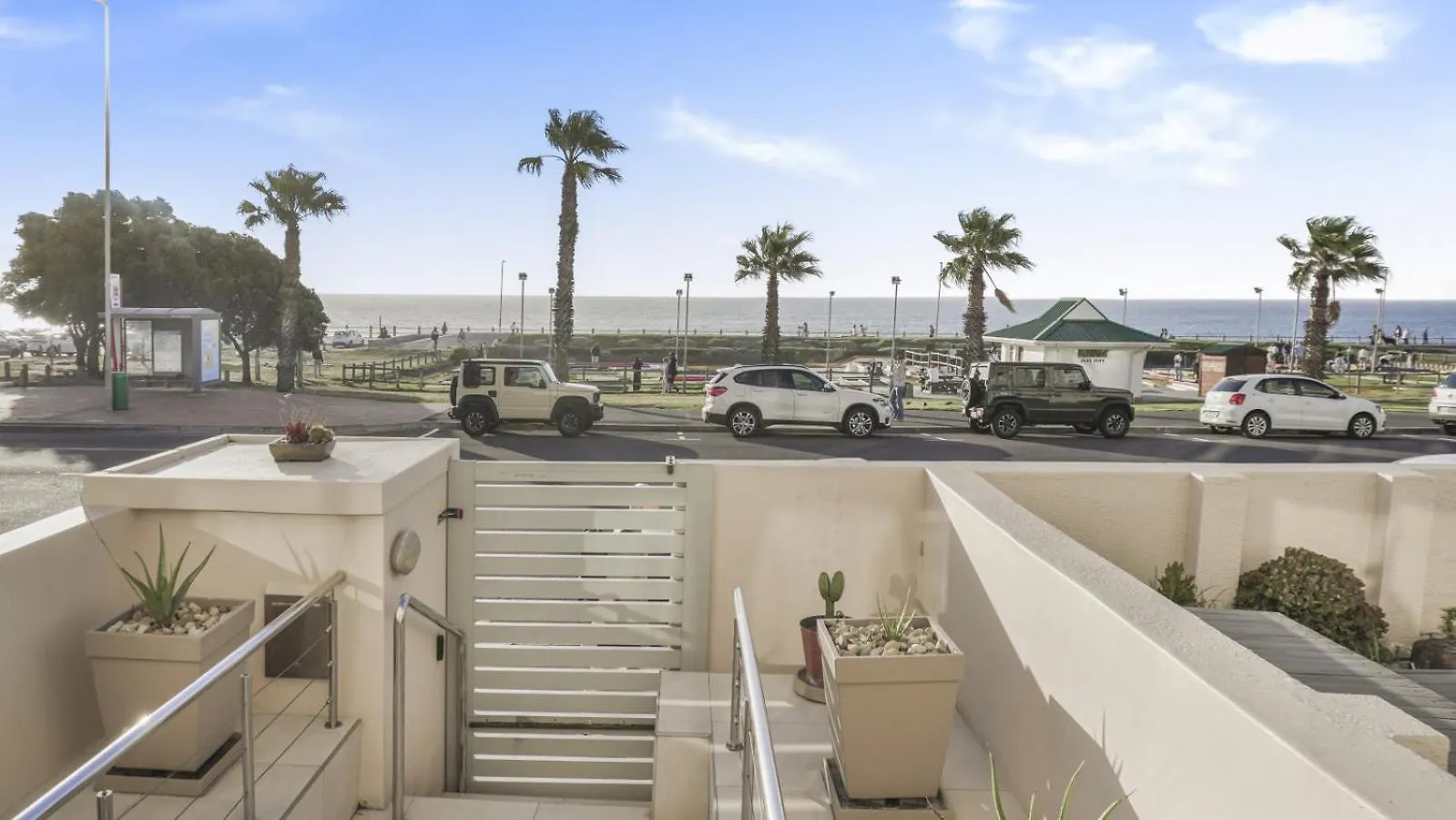 Beachfront Bliss Mouille Point Cape Town 0*,  Güney Afrika